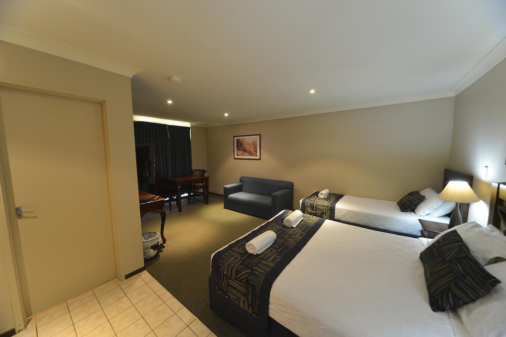 Wattle Grove Motel Perth Exterior photo