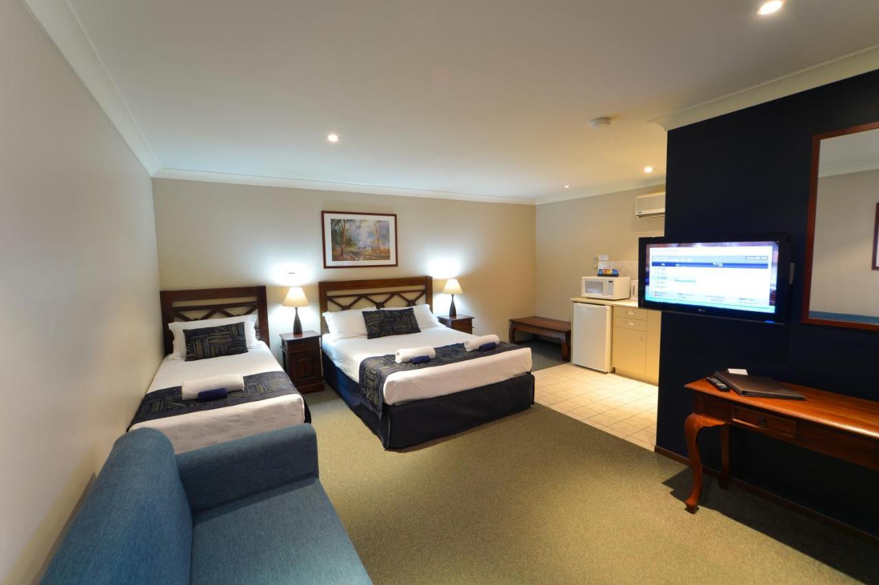 Wattle Grove Motel Perth Exterior photo